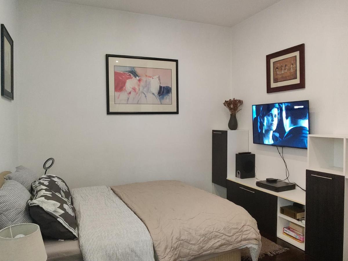 Slavija Square Apartment Cvetni Trg Belgrado Buitenkant foto