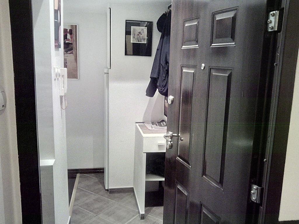 Slavija Square Apartment Cvetni Trg Belgrado Kamer foto