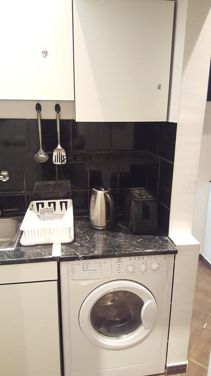 Slavija Square Apartment Cvetni Trg Belgrado Buitenkant foto