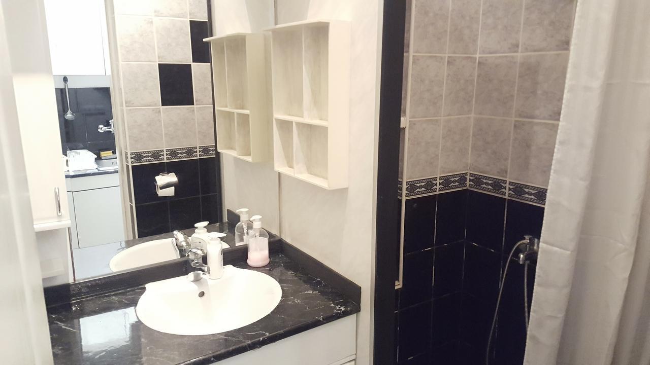 Slavija Square Apartment Cvetni Trg Belgrado Buitenkant foto